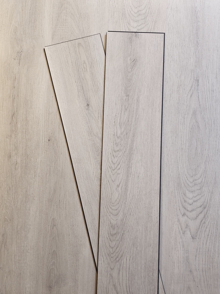 RV N03 PISO VINILICO CLICK Nexus 4.5mm 180x1220mm Caja 2.65m² Incluye Manta