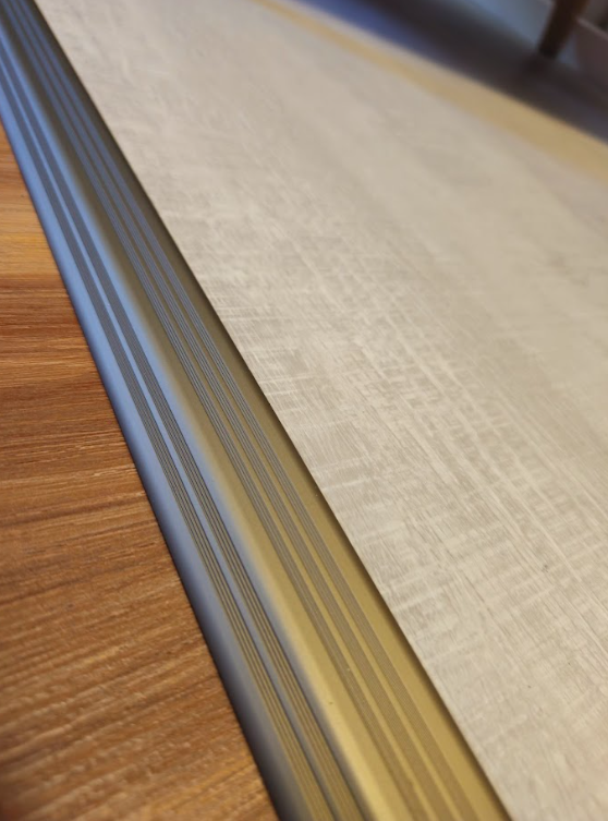 [AQUAPRIMEAP05] Piso LAMINADOS 9,50x196X1216 mm | AC5 | Rectificado |cajas de 2,3834 m2 |Con Manta IXPE 1,50 mm AP05